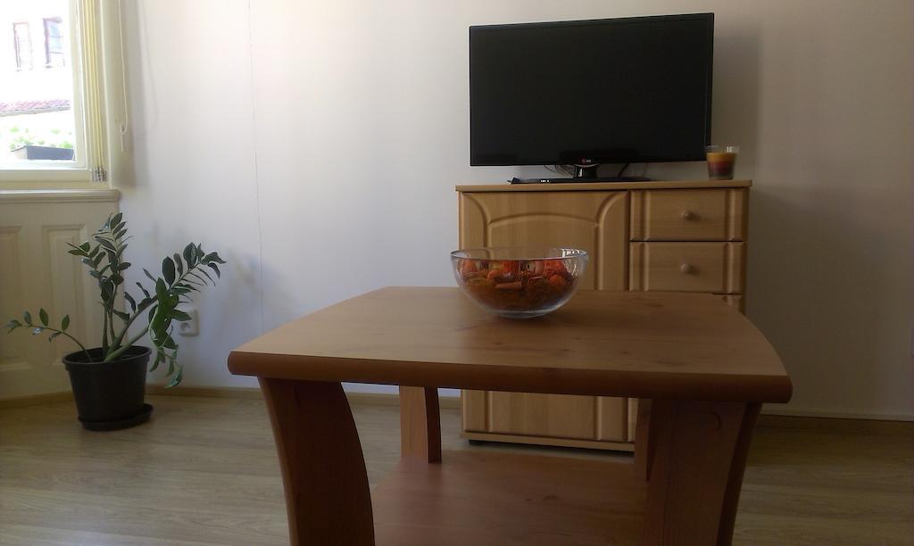 Charles IV Apartments Прага Номер фото